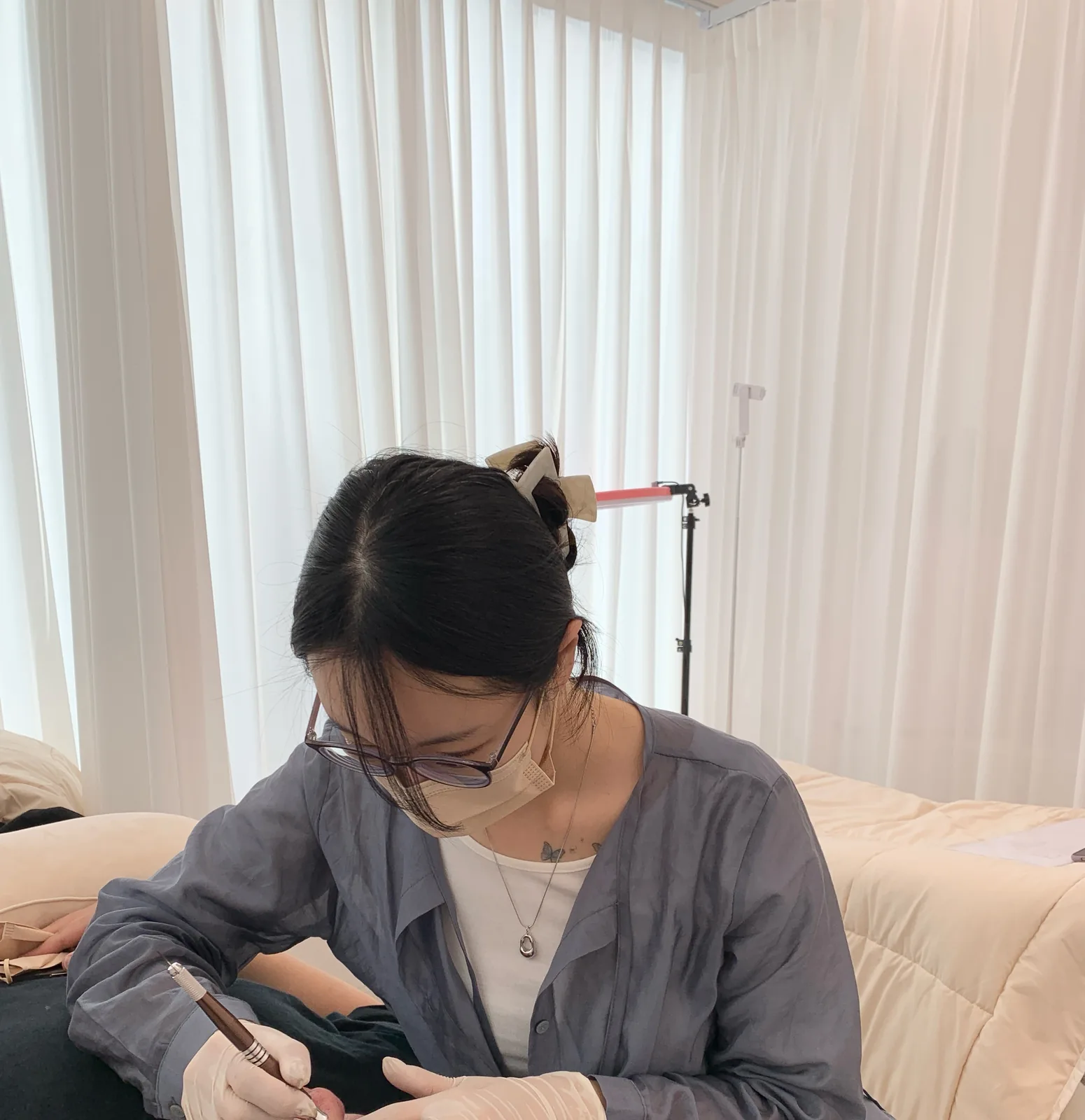 태브로우 수강생 교육 모습